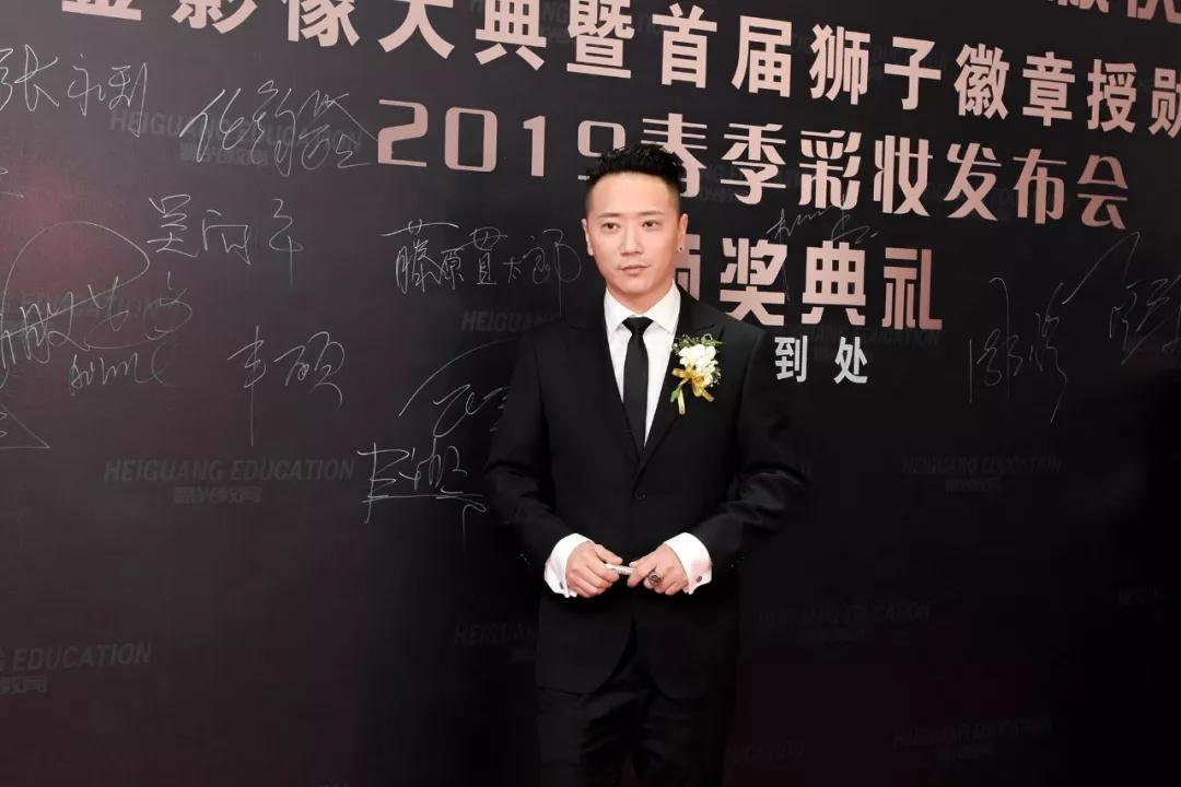 奥地利超级摄影巡回赛全场总冠军/全国人像摄影十杰邬慎杰先生